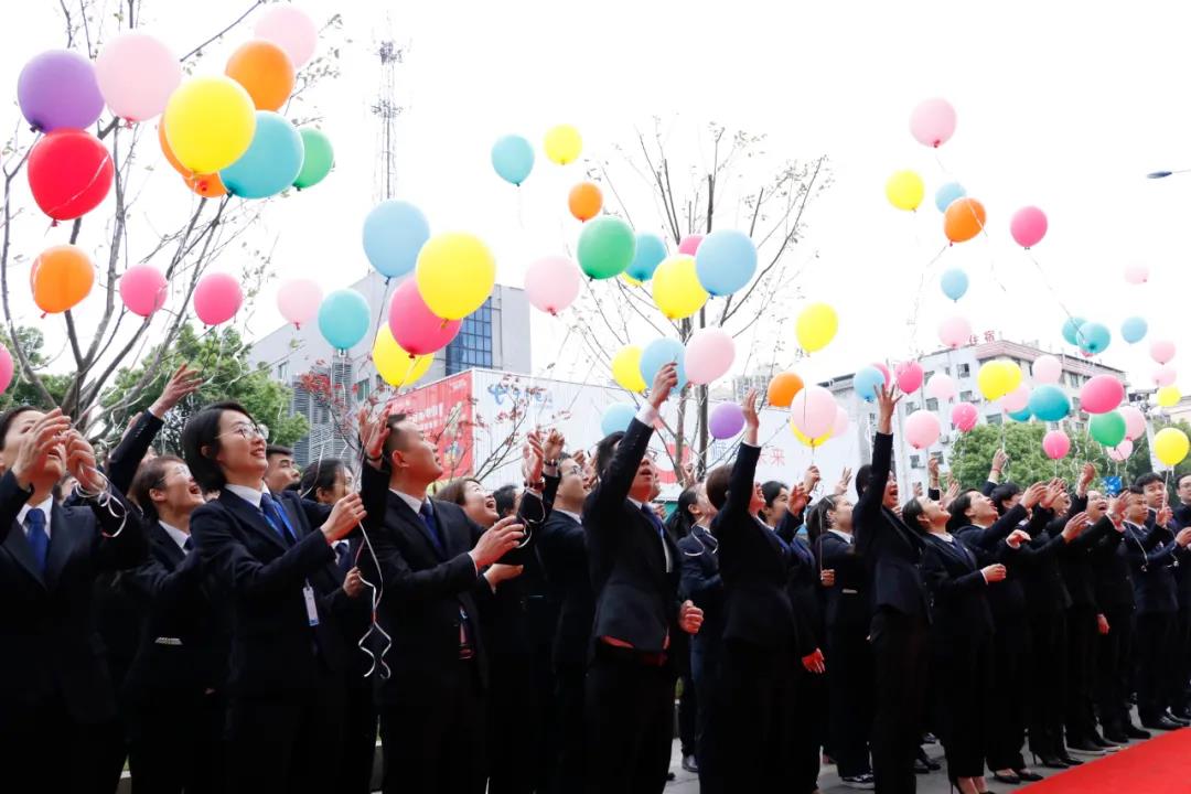 郴州pp电子置业有限公司,天一房产销售,五岭新天地楼盘销售,pp电子时代中心房产销售,旅馆谋划治理那里好